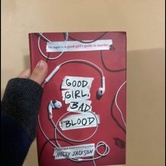 A good girls guide to murder hardcover book set - Picture 3 of 4